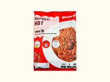 Goodpokki Rapokki hot, korealainen topokki ja nuudeli chili kastikkeessa